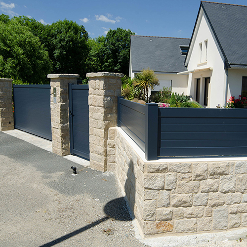 Installation de portail et de clôture en Ille et Vilaine à Janzé, Retiers, Châteaugiron, La Guerche-de-Bretagne, Corps-nuds, Piré-sur-Seiche, Marcillé-Robert, Essé, Bain-de-Bretagne, Amanlis, Bais, Louvigné-de-Bais, Chateaubourg, Rennes, Noyal-sur-Vilaine, Argentré-du-Plessis, Vitré